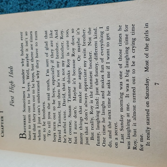 Joy Sparton and her problem twin book - Picture 4 of 4